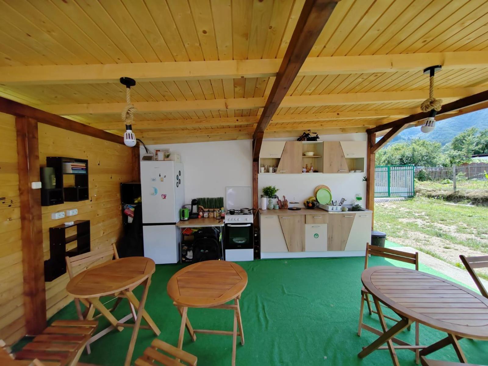 Luna Rock Glamping Brezoi - Blue Scai 外观 照片