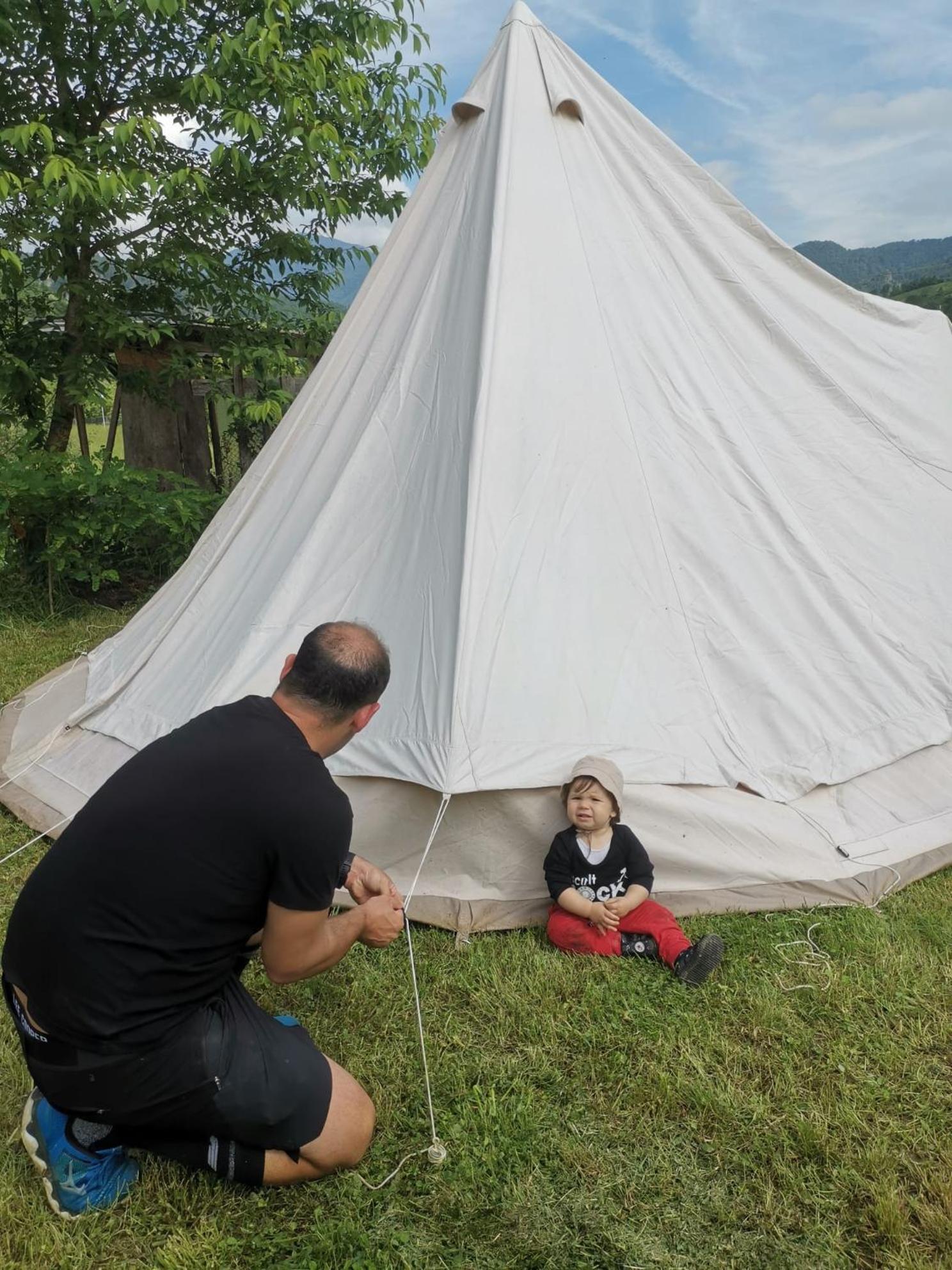 Luna Rock Glamping Brezoi - Blue Scai 外观 照片