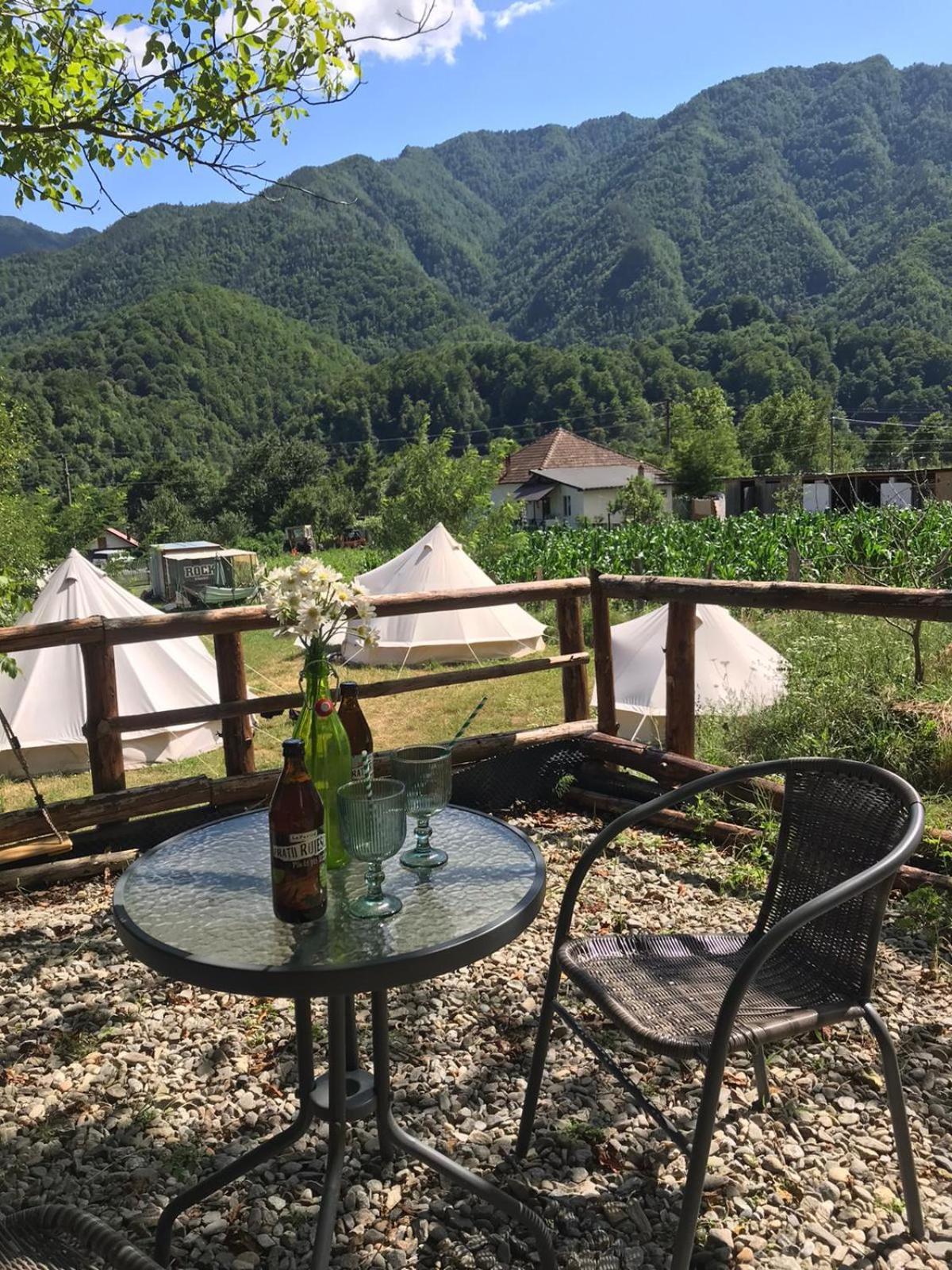 Luna Rock Glamping Brezoi - Blue Scai酒店 外观 照片